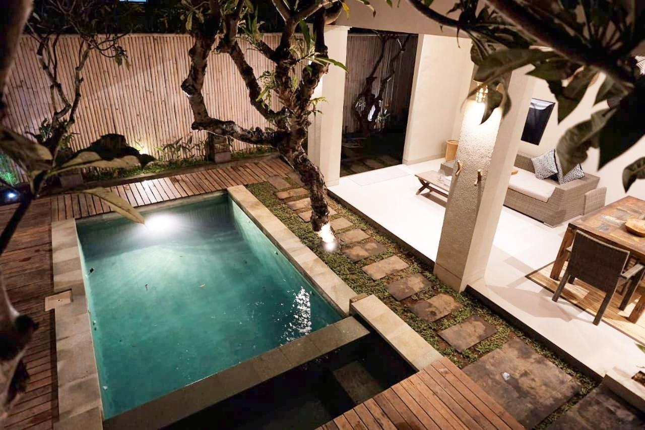 The Avani Villas Kuta Lombok Exteriör bild