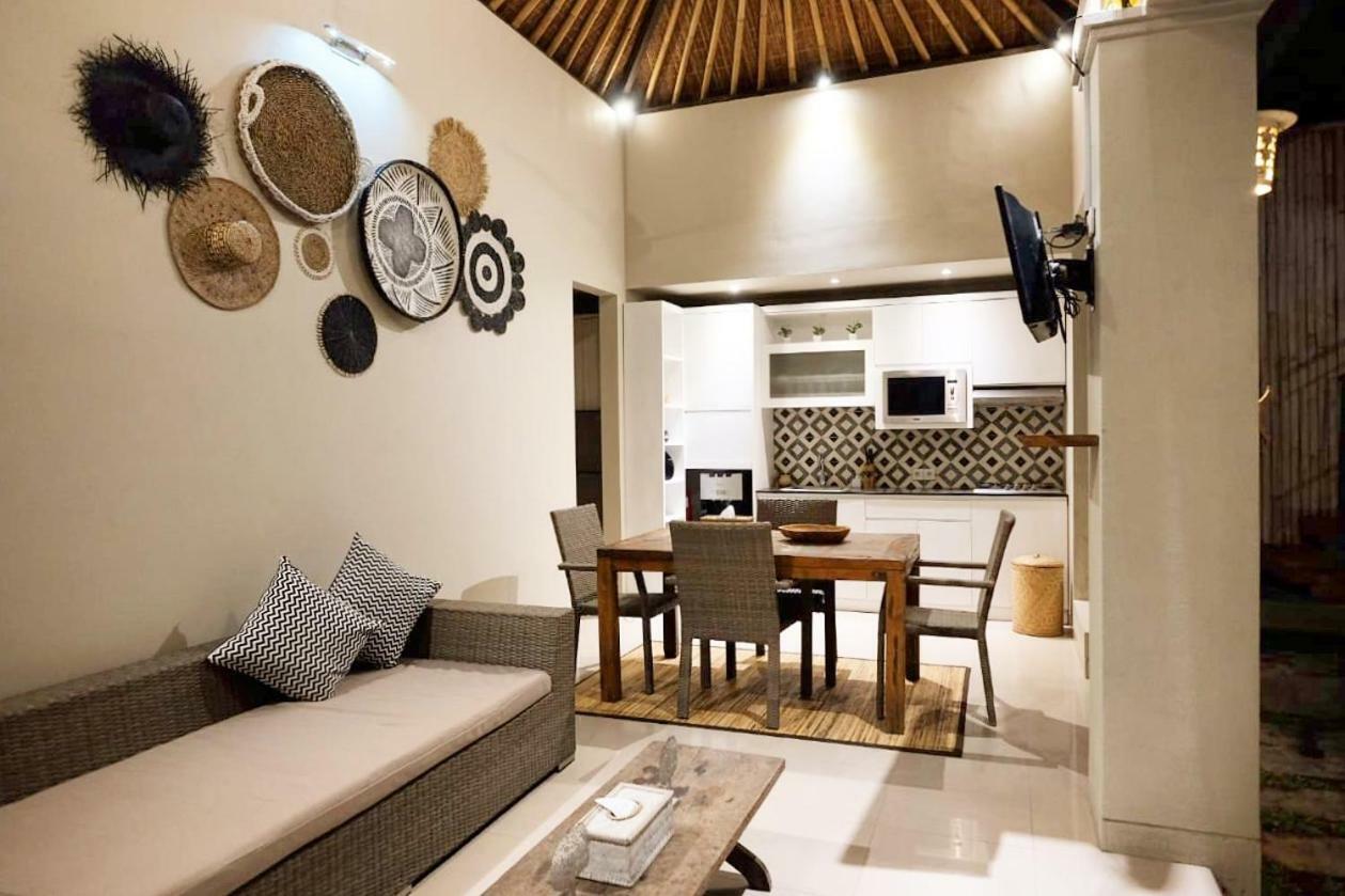 The Avani Villas Kuta Lombok Exteriör bild