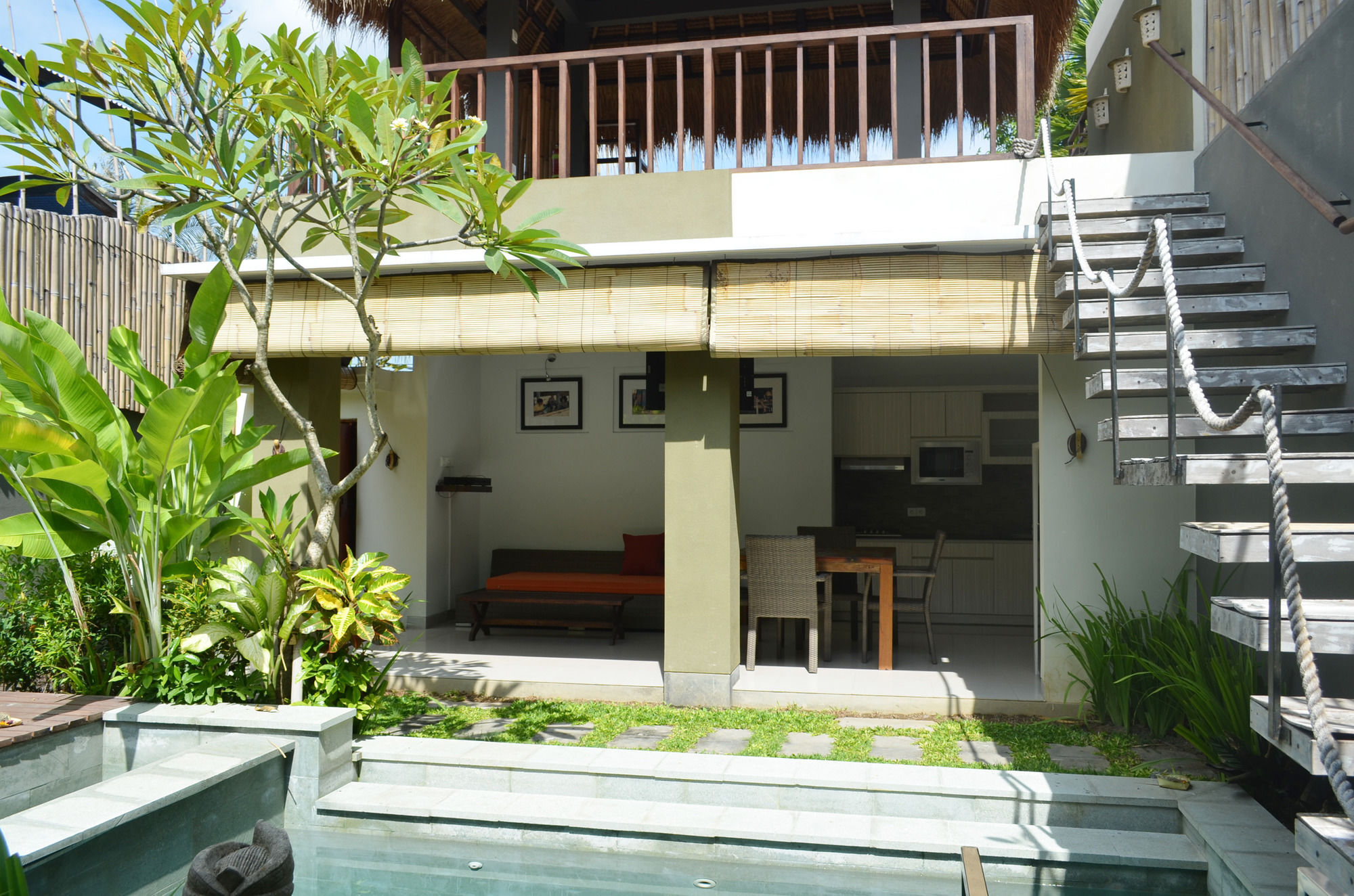 The Avani Villas Kuta Lombok Exteriör bild