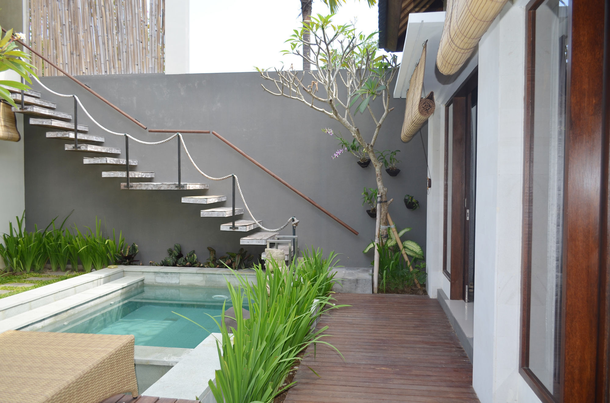 The Avani Villas Kuta Lombok Exteriör bild