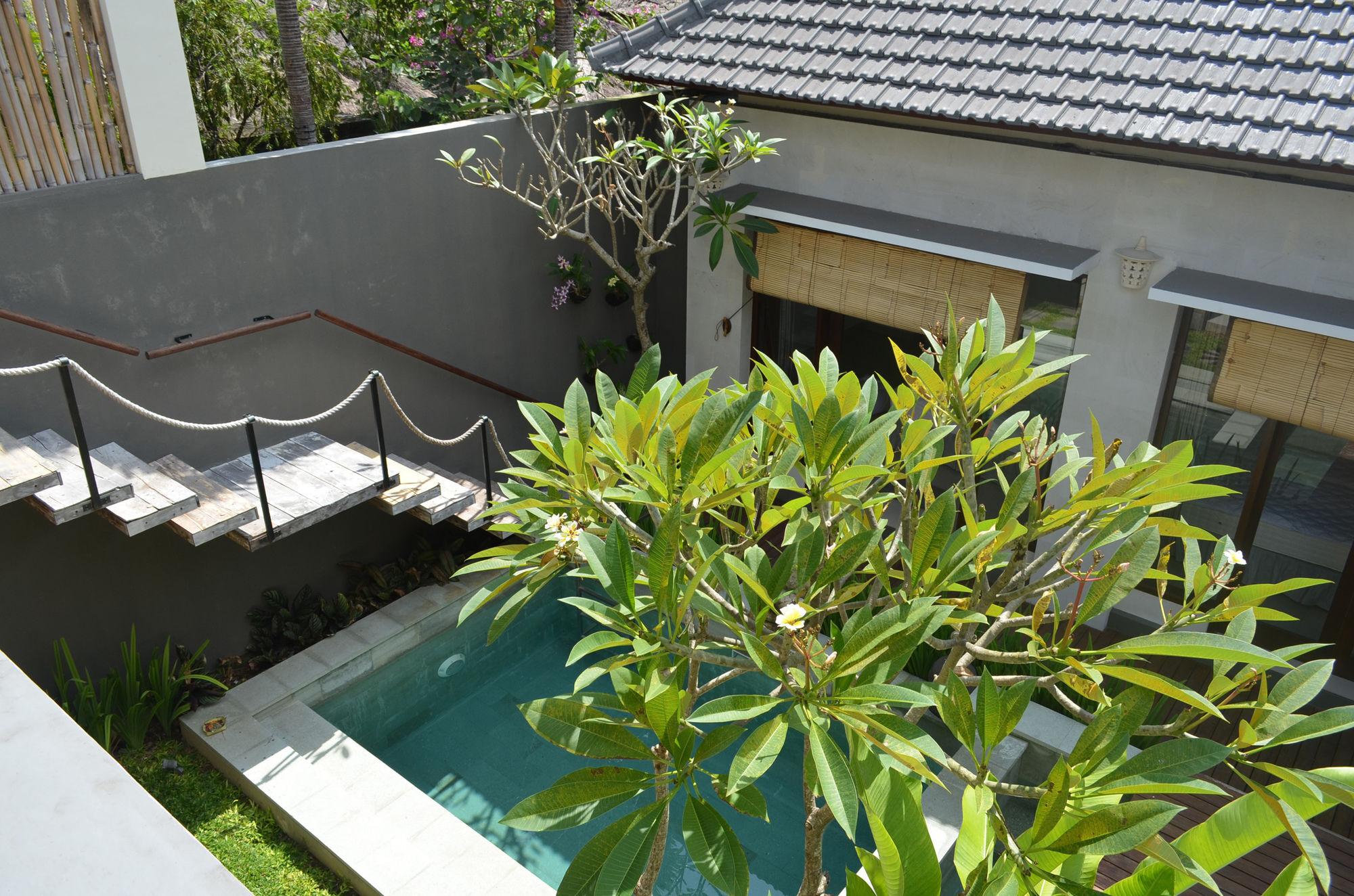 The Avani Villas Kuta Lombok Exteriör bild