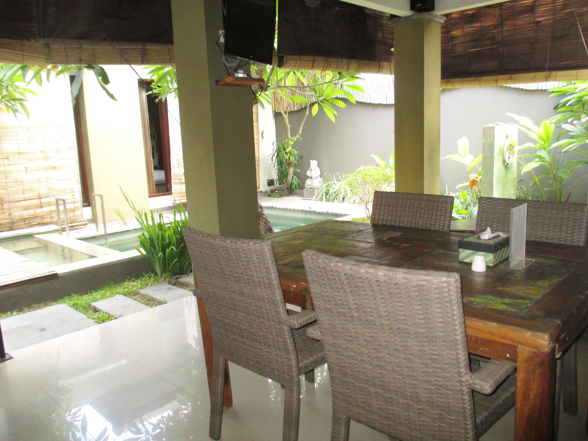 The Avani Villas Kuta Lombok Exteriör bild