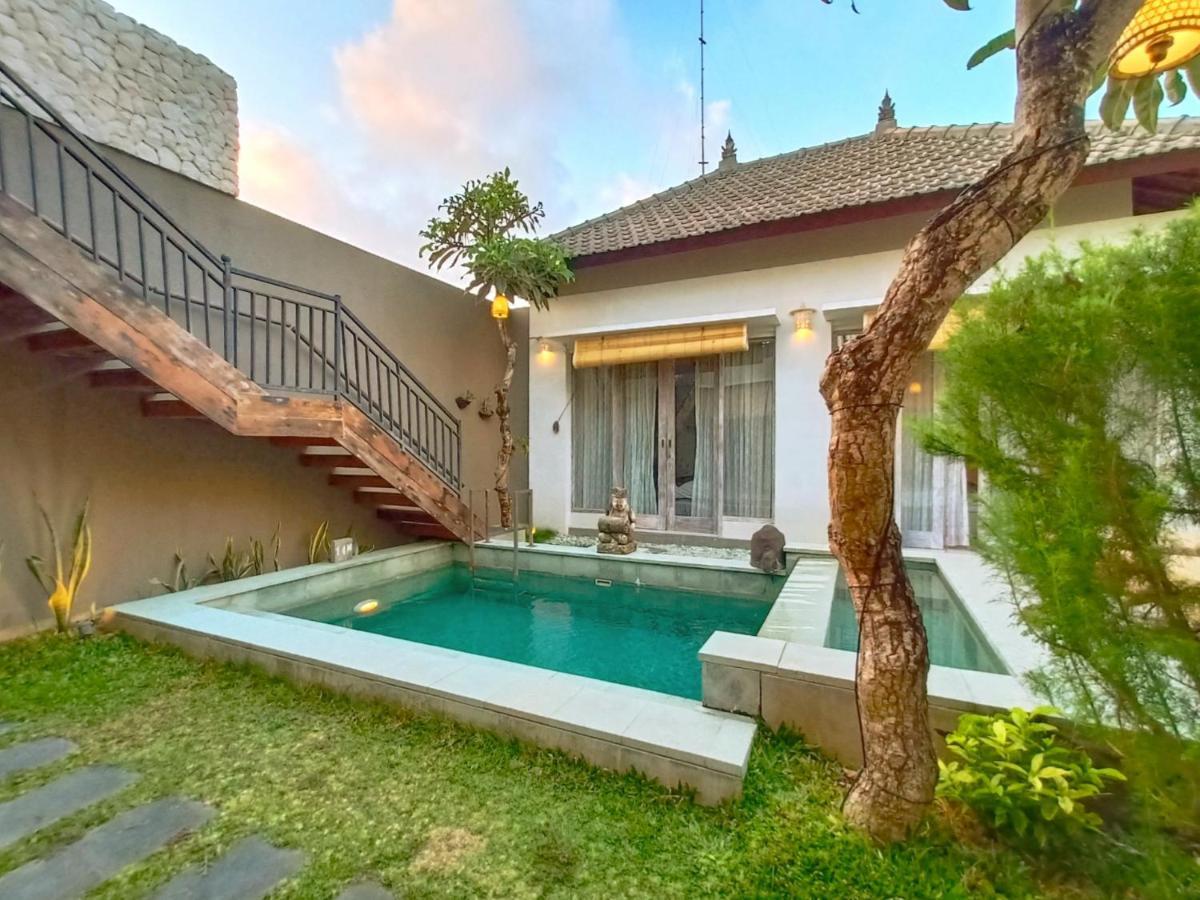 The Avani Villas Kuta Lombok Exteriör bild